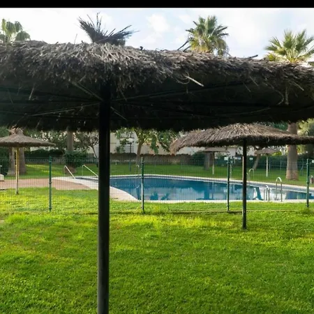 Bajo Con Jardin Apartment